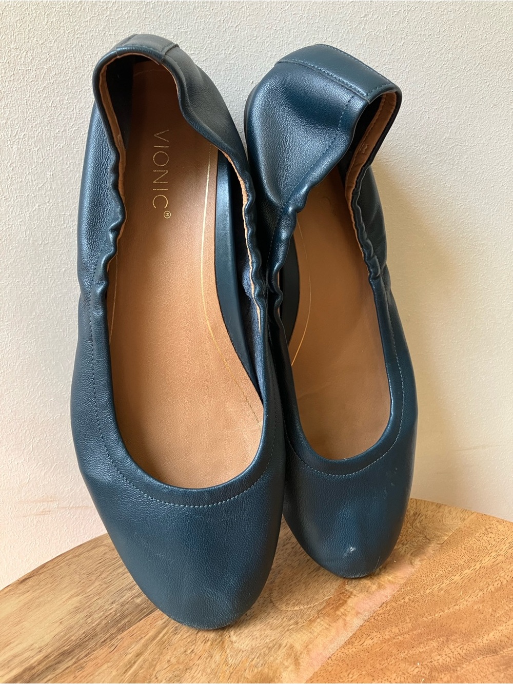 Vionic | Alexa Navy Minimalist Suede Soft Leather Ballet Flats